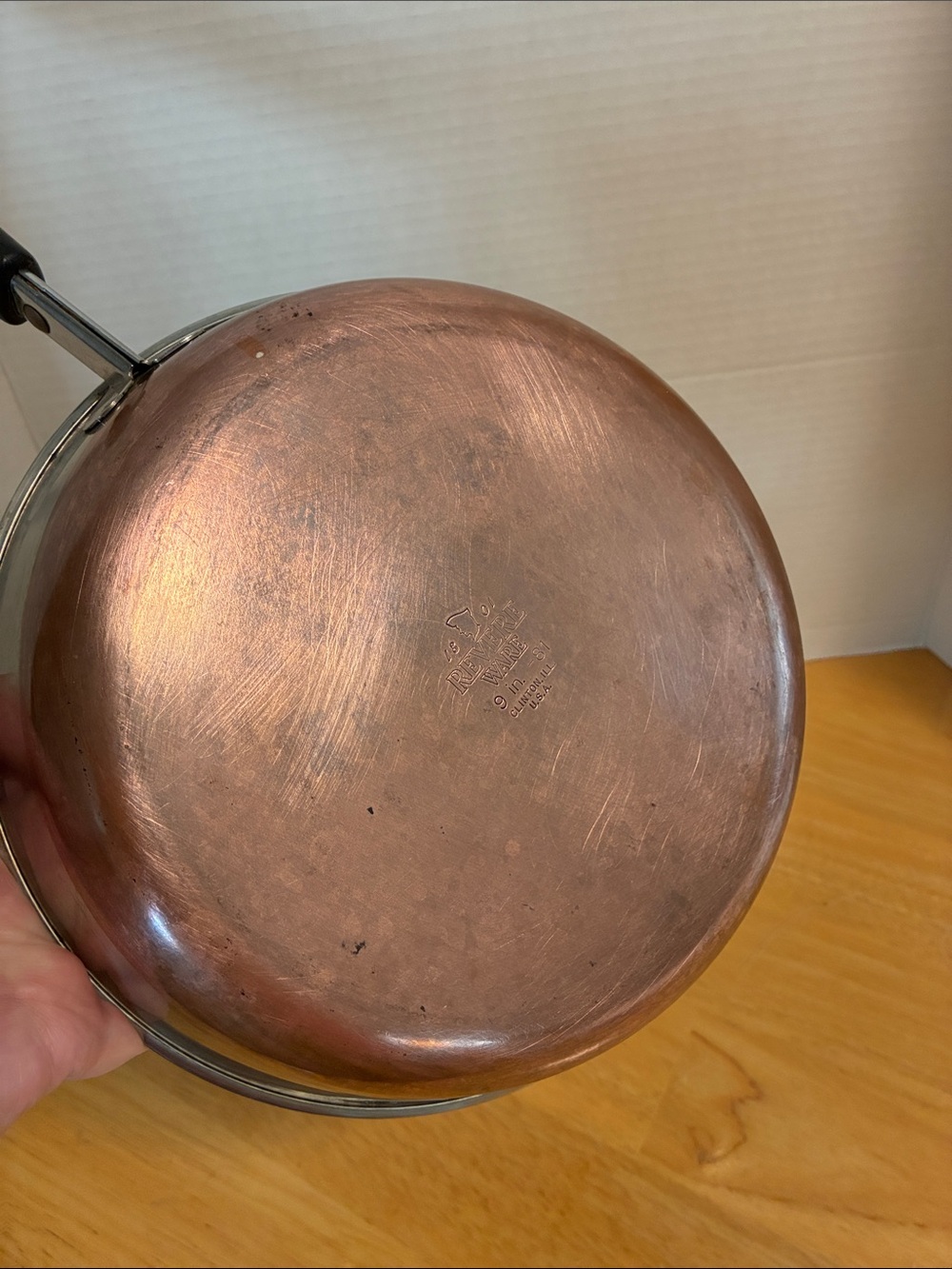 Revere Ware Stainless Steel / Copper Bottom 9" Frying Pan with Black Handle - Picture 9 of 10